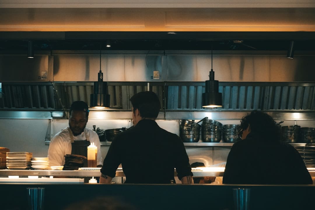 漳州开发区交警大队：聚集“一老一小”，筑牢交通安全防地